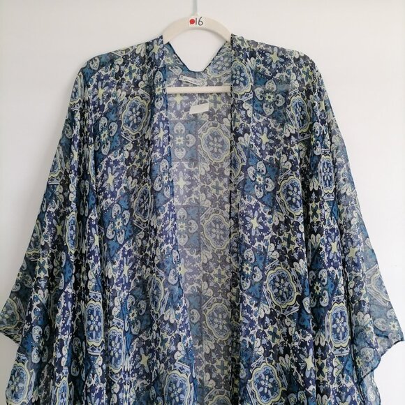 NWT Amanda Blue Womens Blue Open Front Tassel Hem Floral Cover Up One Size - Picture 2 of 8